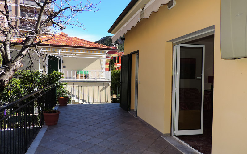 Terrasse der Wohnung Agapanto