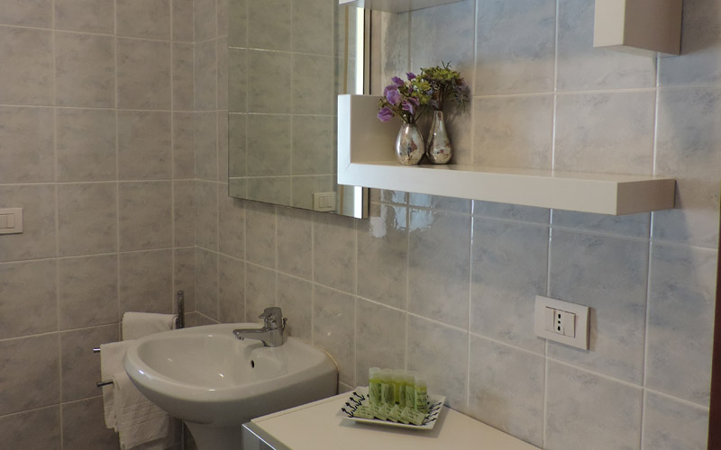 Bagno dell'appartamento Orchidea